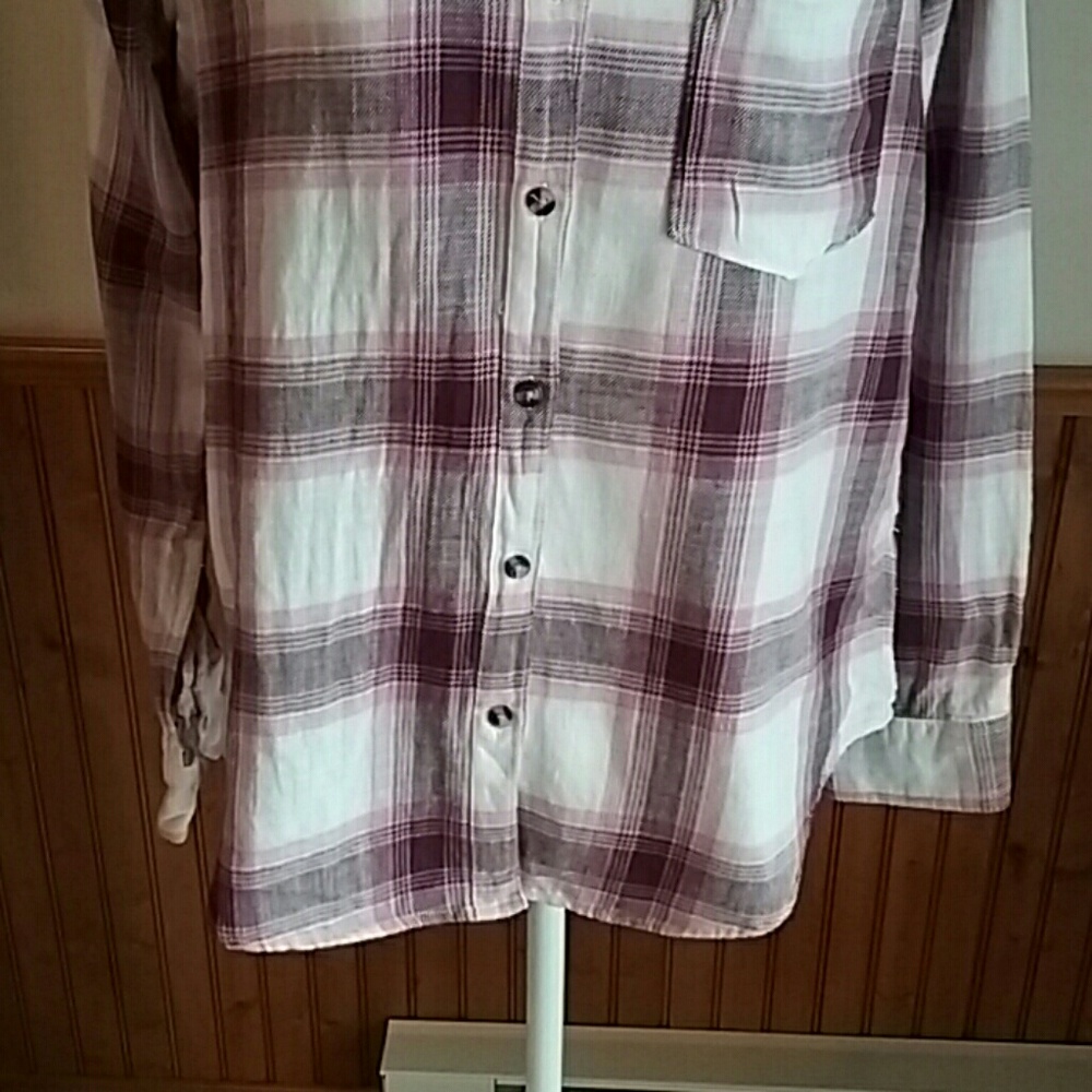 Pink/Purple Aeropostale Plaid Top size Large - Picture 2 of 7